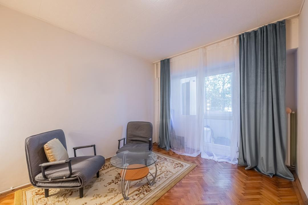 Apartament 3 camere, structură generoasă, Răcădău - Penny