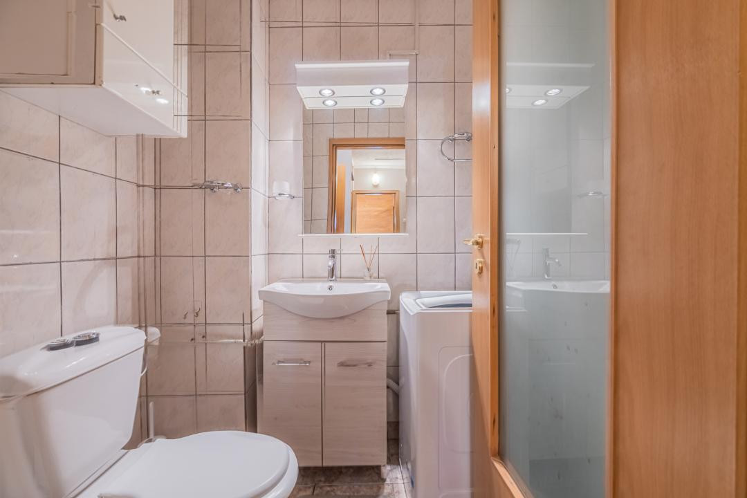 Apartament 3 camere, structură generoasă, Răcădău - Penny