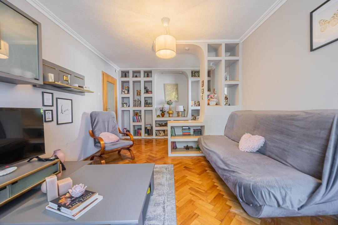 Apartament 3 camere, structură generoasă, Răcădău - Penny