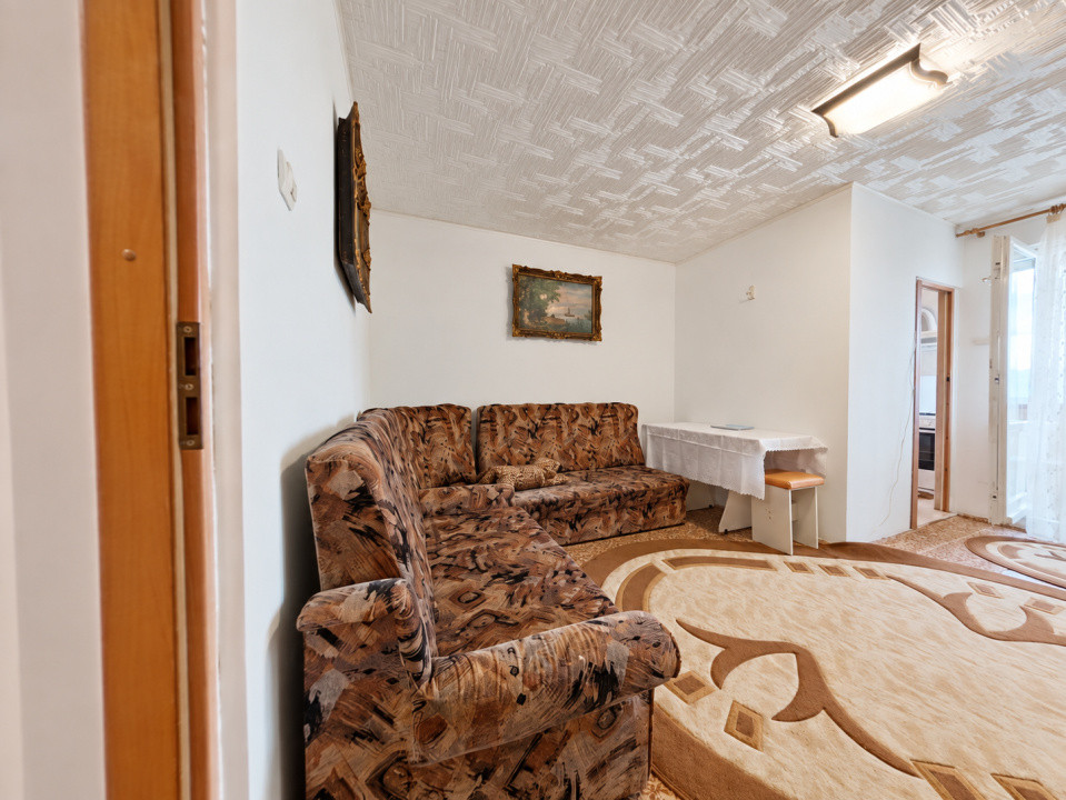 Închiriere apartament cu 2 camere, mobilat și utilat - Strada 13 Decembrie