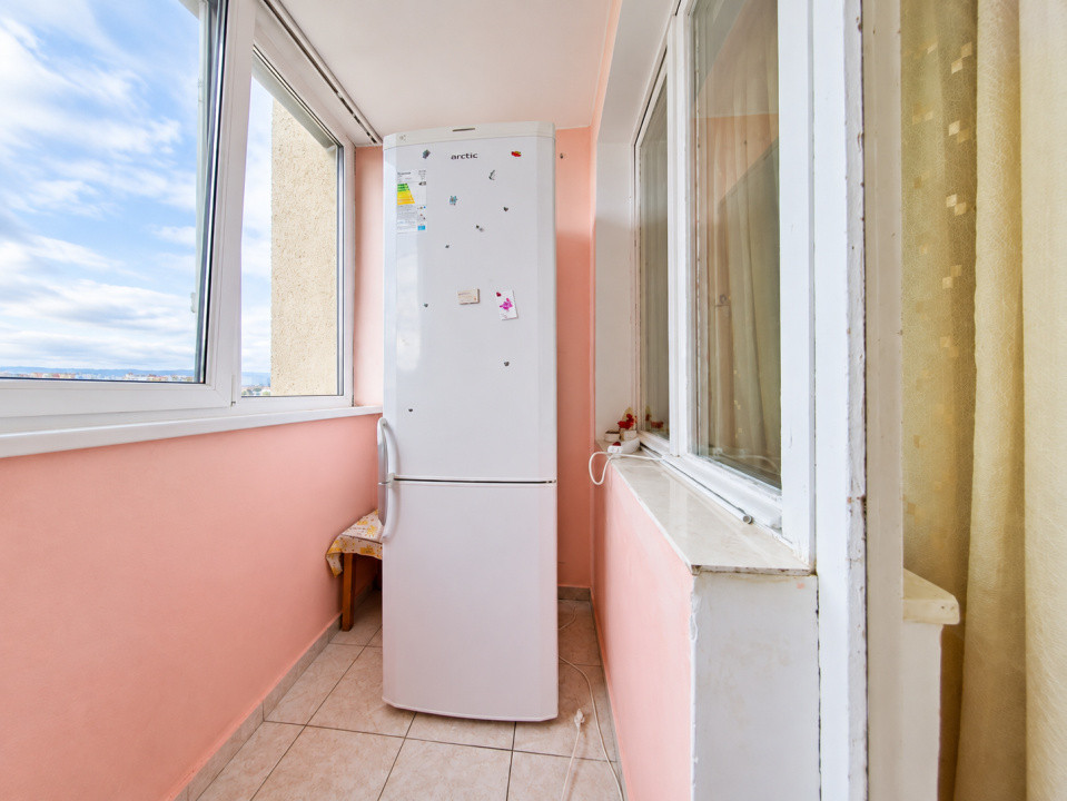 Închiriere apartament cu 2 camere, mobilat și utilat - Strada 13 Decembrie