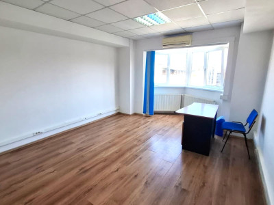 Birou in Centrul Civic I Kogalniceanu I Utilitatile incluse