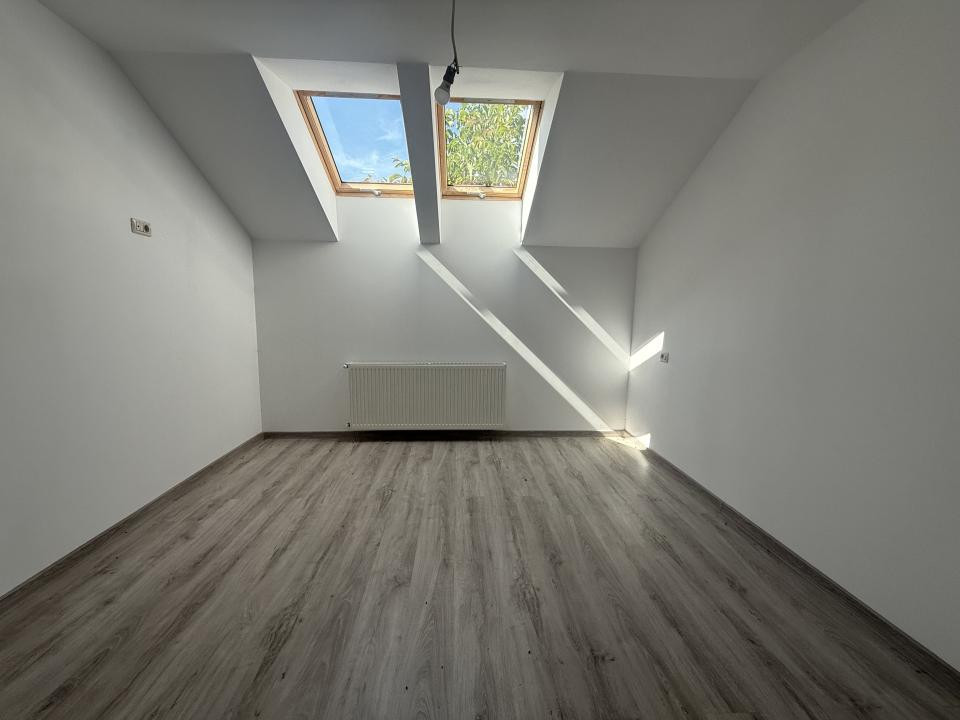 Apartament - 3 camere, bloc nou  Stupini