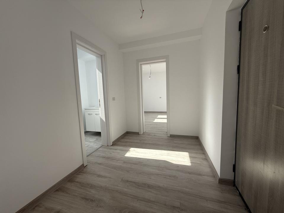 Apartament - 2 camere tip Studio, bloc nou  Stupini
