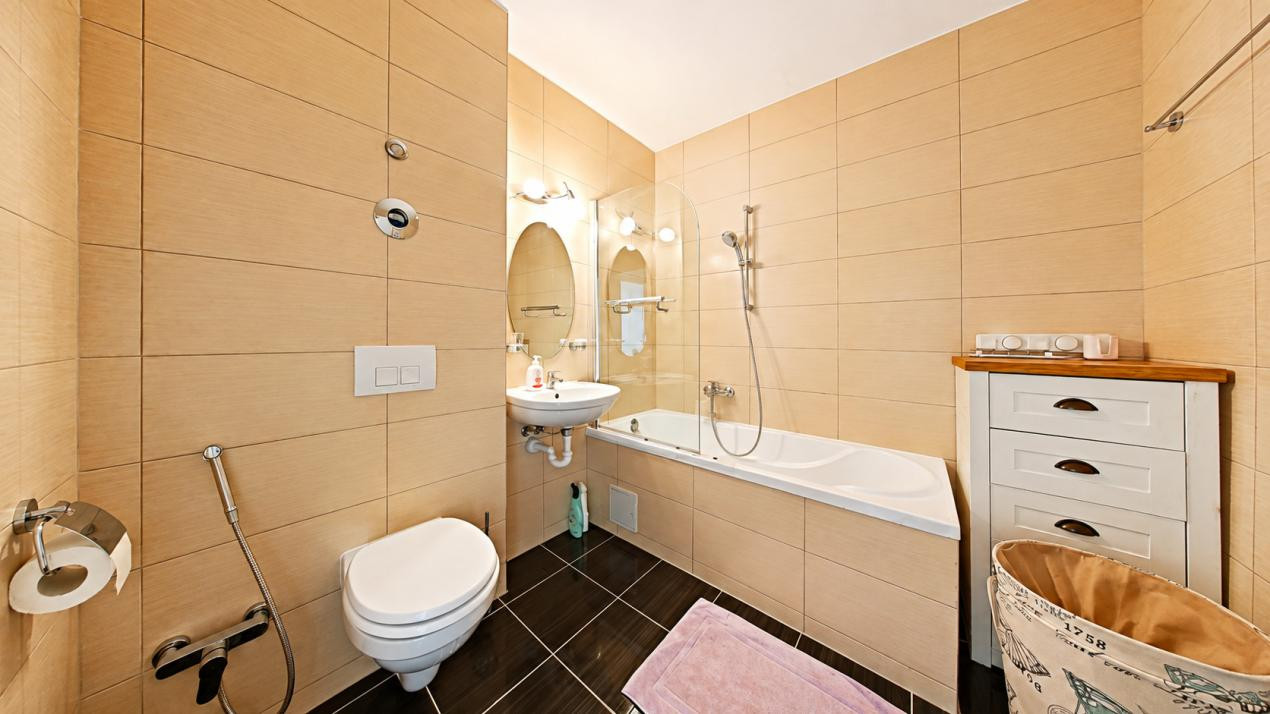 De inchiriat, apartament 3 camere, luminos, spatios, Comision 0%