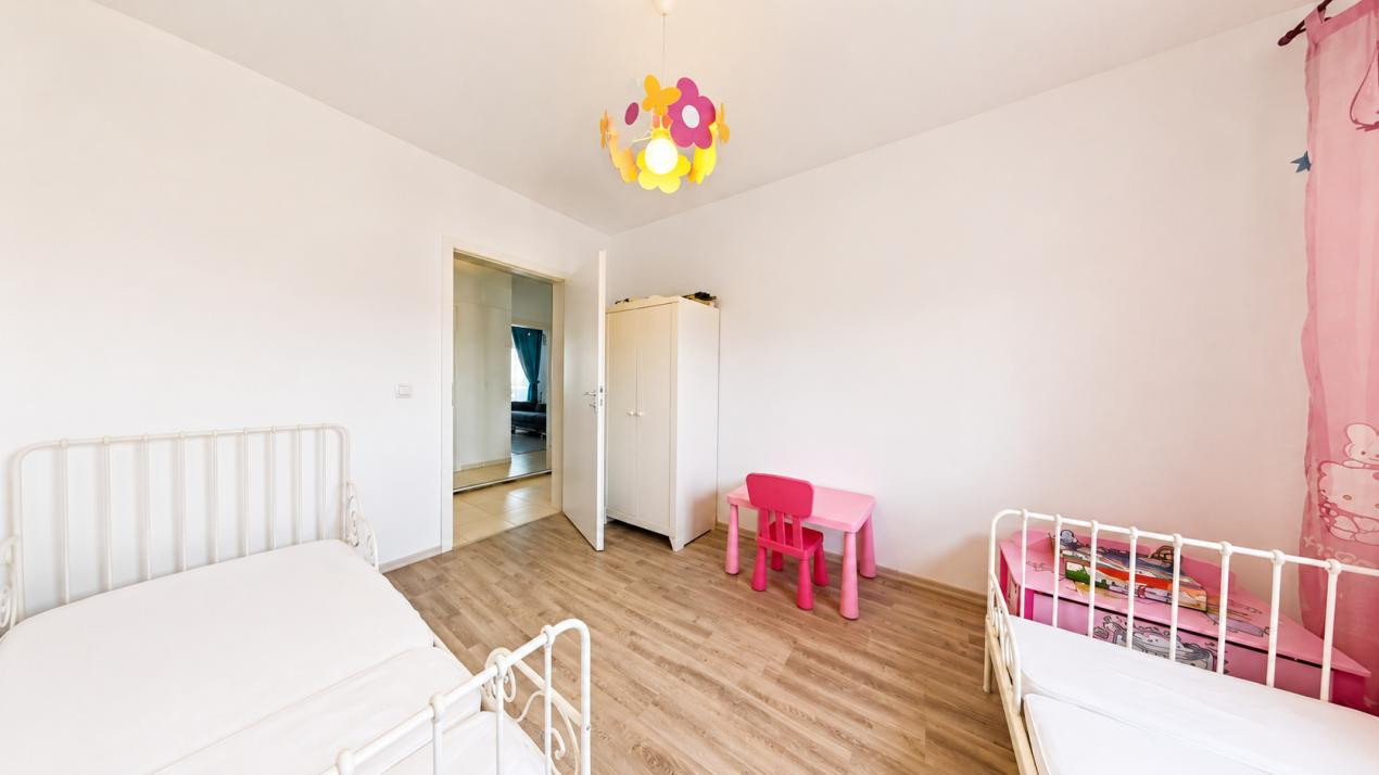 De inchiriat, apartament 3 camere, luminos, spatios, Comision 0%