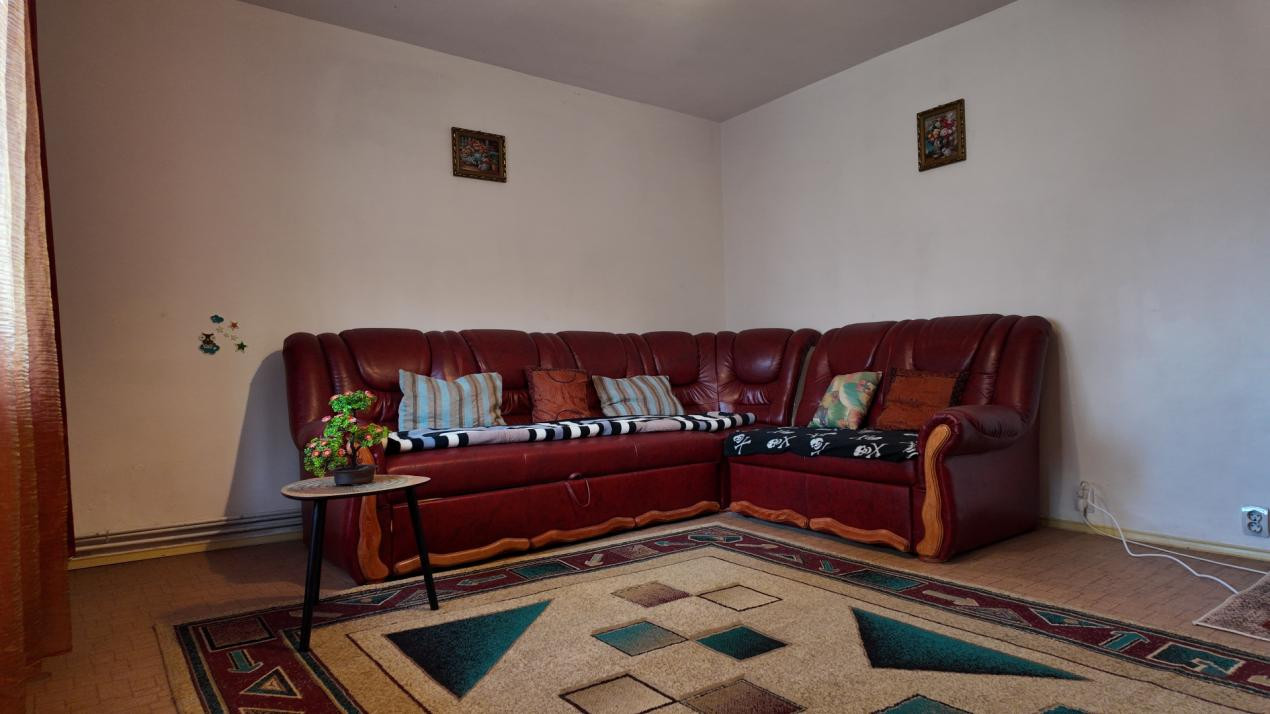 Închiriere apartament 3 camere, mobilat și utilat - zona Răcădău