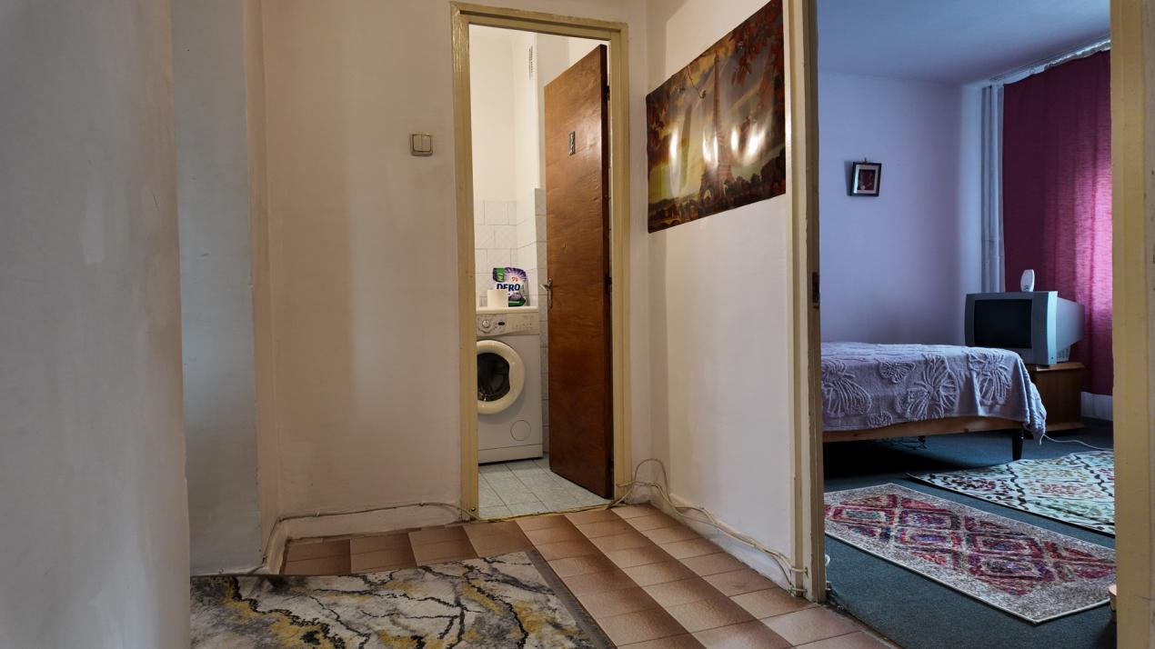 Închiriere apartament 3 camere, mobilat și utilat - zona Răcădău
