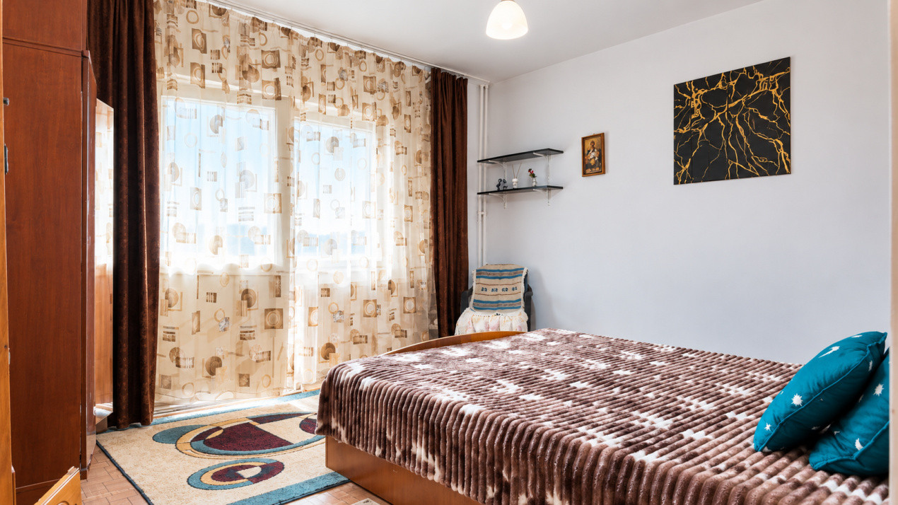 Închiriere apartament 3 camere, mobilat și utilat - zona Răcădău