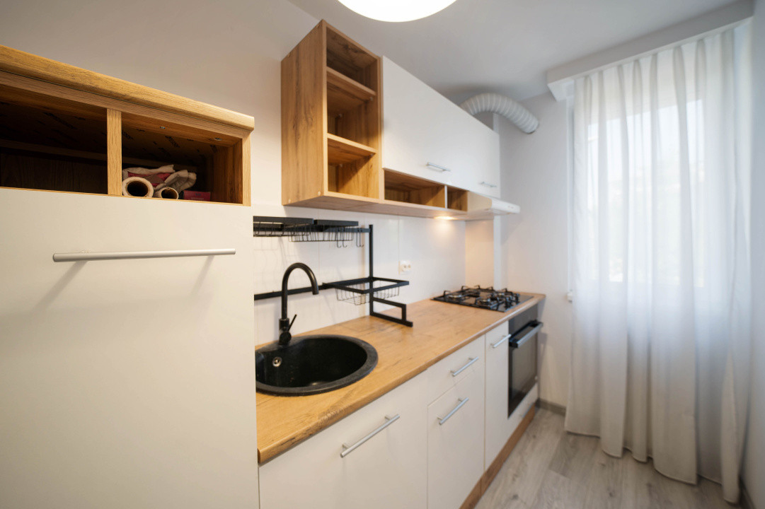 Bloc reabilitat*65 mp*etaj 2*2 balcoane*boxă proprie*Spitalul Colentina