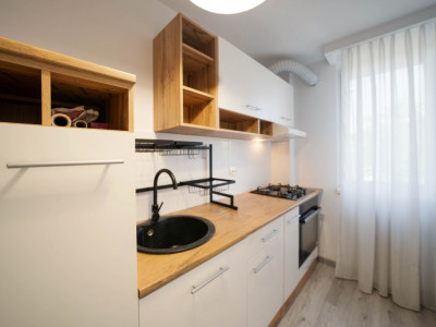 Bloc reabilitat*65 mp*etaj 2*2 balcoane*boxă proprie*Spitalul Colentina