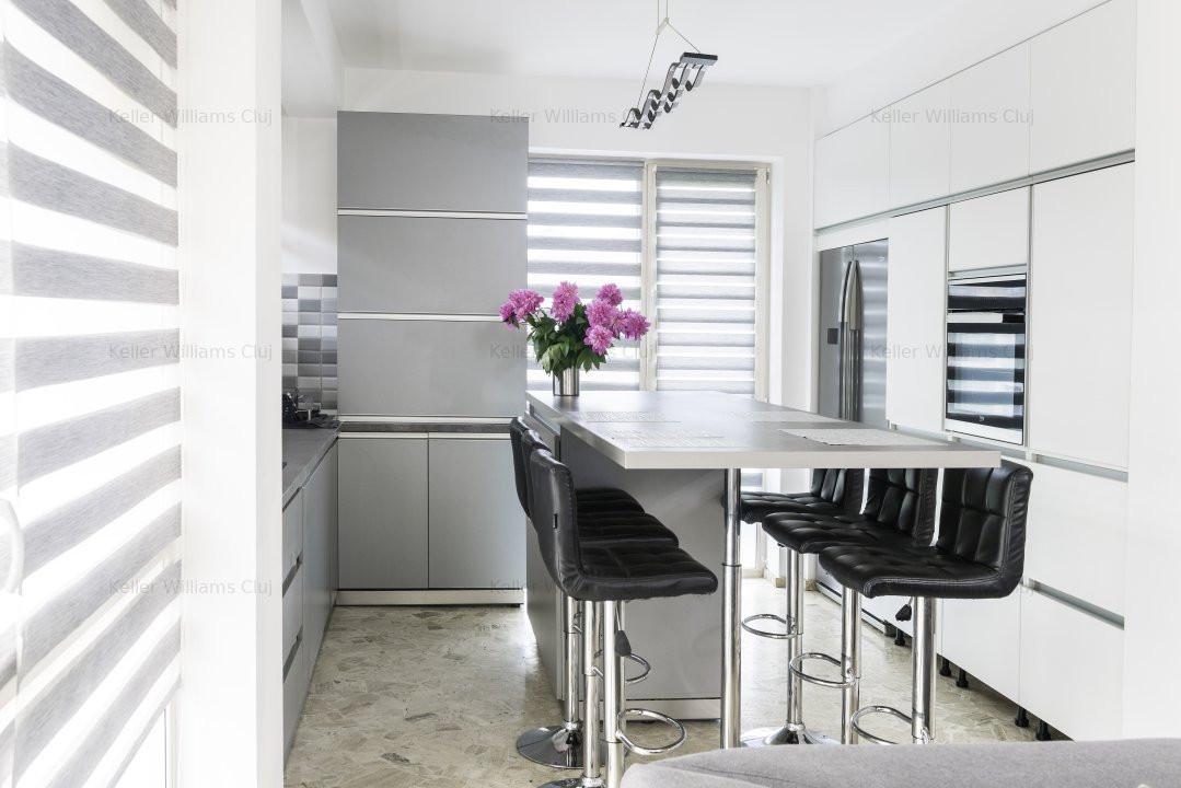 Apartament modern cu 3 camere, pet friendly, cu parcare