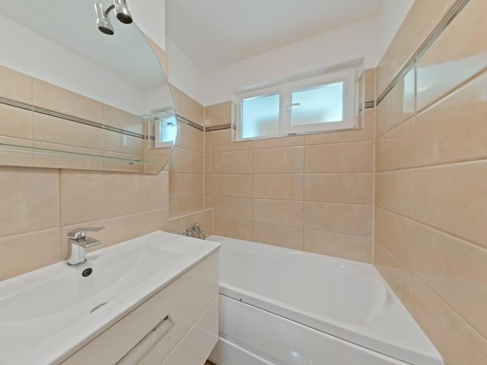 Apartament confortabil de inchiriat- 2 camere, Str Al. Minerva 