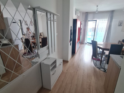 Apartament cu loc parcare, luminos, cu 2 camere, la Newton Park, Copou, Sararie
