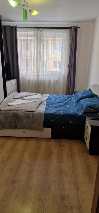 Apartament 3 camere decomandat | 77 mp | 2 dormitoare | 2 băi | Etaj 2 