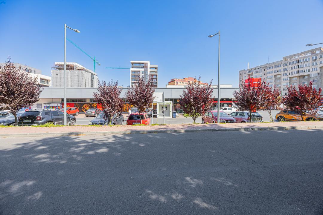 Apartament 3 camere, structură generoasă, Răcădău - Penny