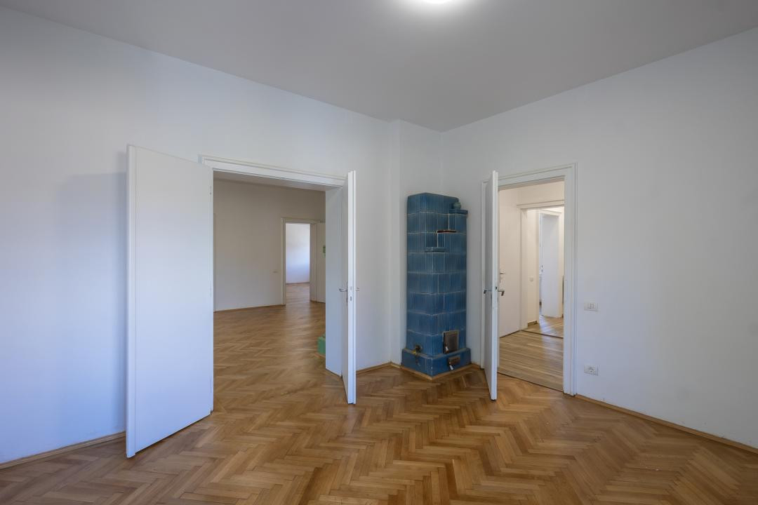 Casă/vilă cu potențial rezidențial, comercial și investițional – Calea Dumbrăvii