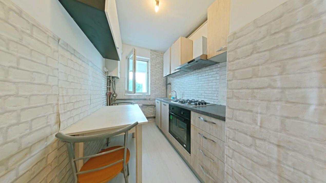 Apartament 3 camere – Bulevardul Griviței (BRASOV)