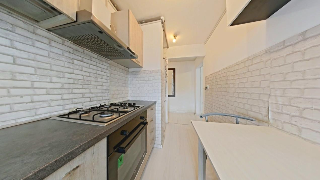 Apartament 3 camere – Bulevardul Griviței (BRASOV)