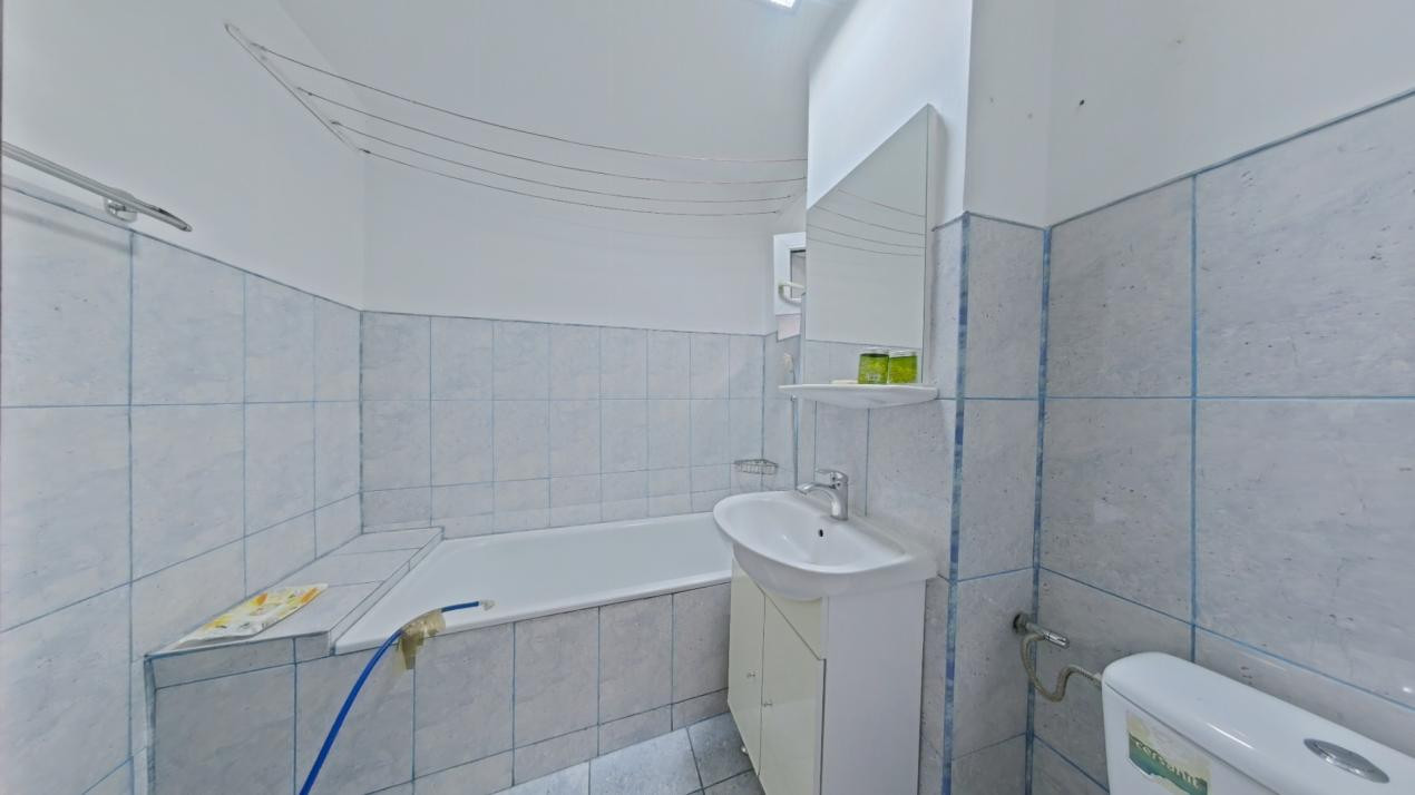 Apartament 3 camere de vânzare – Calea București, Brașov