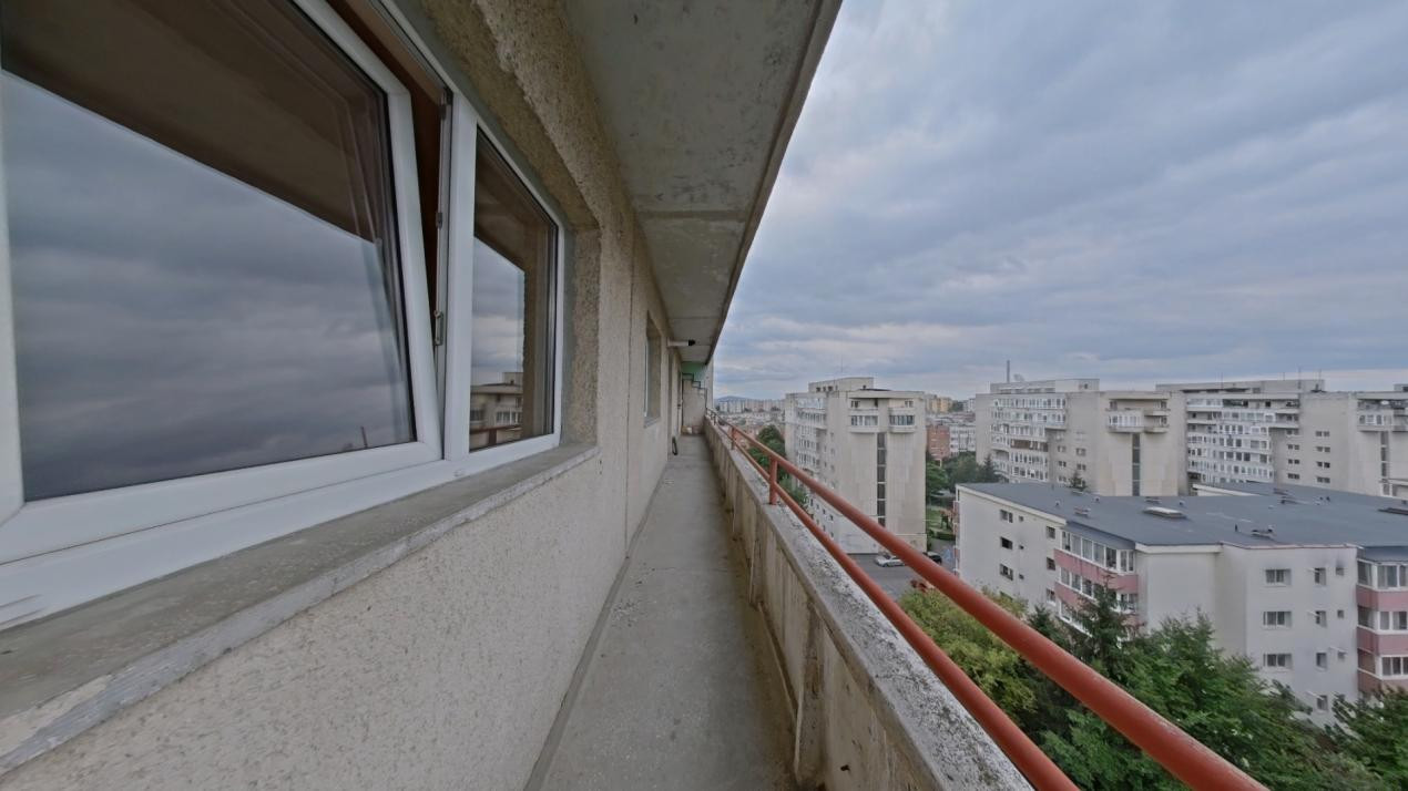 Apartament 3 camere de vânzare – Calea București, Brașov