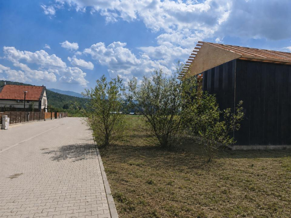 Vânzare urgentă: teren 470 mp și locuință P+E în construcție | Tălmaciu