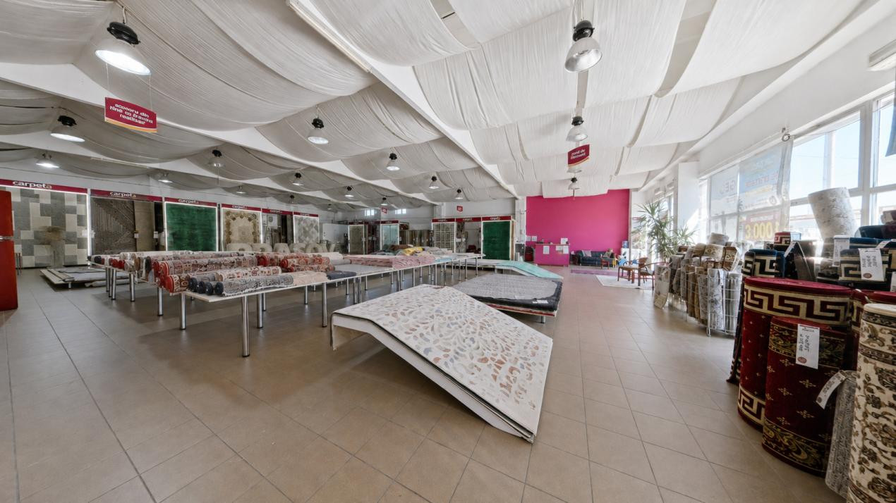 Spațiu comercial 435 mp, open-space