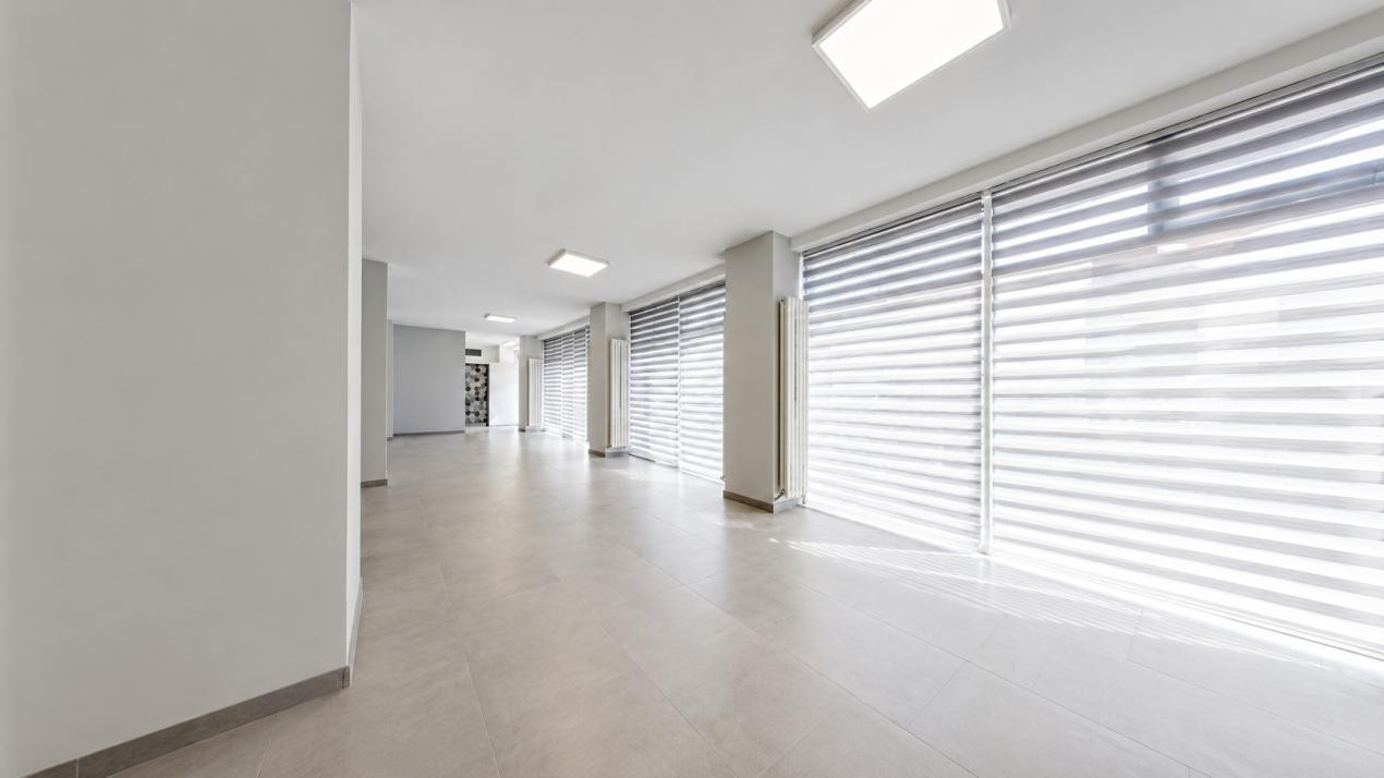Spațiu comercial de închiriat, str. Mihai Viteazul nr. 24-26, Brașov