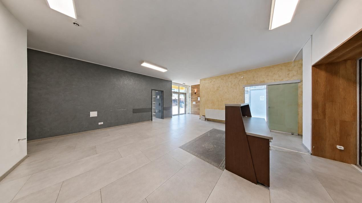 Spațiu comercial de închiriat, str. Mihai Viteazul nr. 24-26, Brașov