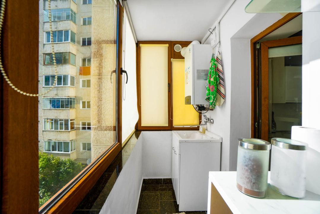 Apartament generos cu 3 camere, la intrarea în Răcădău