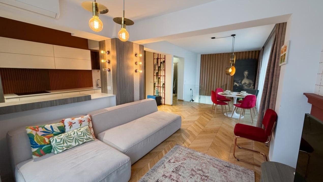 Penthouse pe două niveluri | 119 mp utili + terasă 35 mp | Maurer Residence