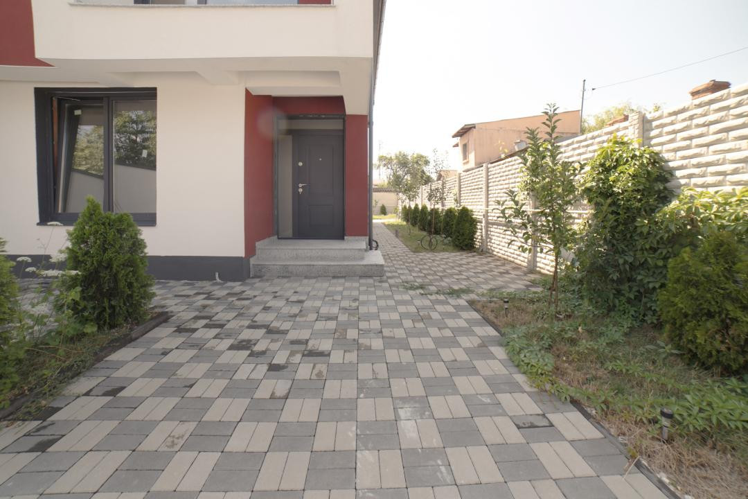 Casa noua la curte, liniste cu Bucurestiul la indemana, in Chitila