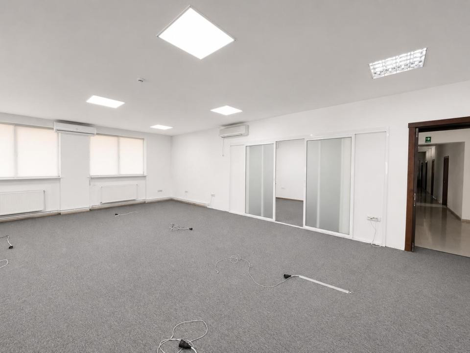 SPAȚIU BIROURI | 237 MP | CONFIGURAȚIE MIXTĂ | ETAJ 1 | Zonă Centrală