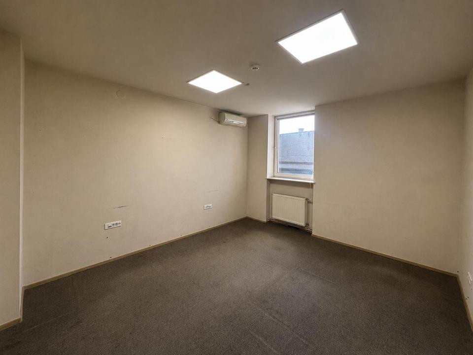 SPAȚIU BIROURI | 237 MP | CONFIGURAȚIE MIXTĂ | ETAJ 1 | Zonă Centrală