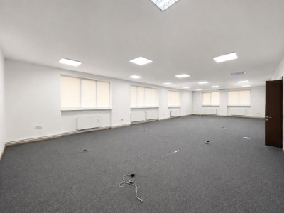 SPAȚIU BIROURI | 237 MP | CONFIGURAȚIE MIXTĂ | ETAJ 1 | Zonă Centrală