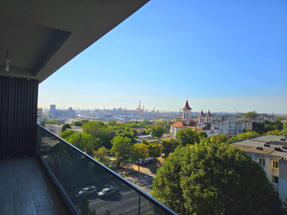 Apartament 2 camere | Bloc nou | Terasă 12,4 mp | Vedere Port și Far