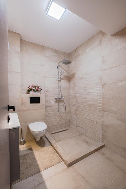 Apartament 2 camere | Bloc nou | Terasă 12,4 mp | Vedere Port și Far
