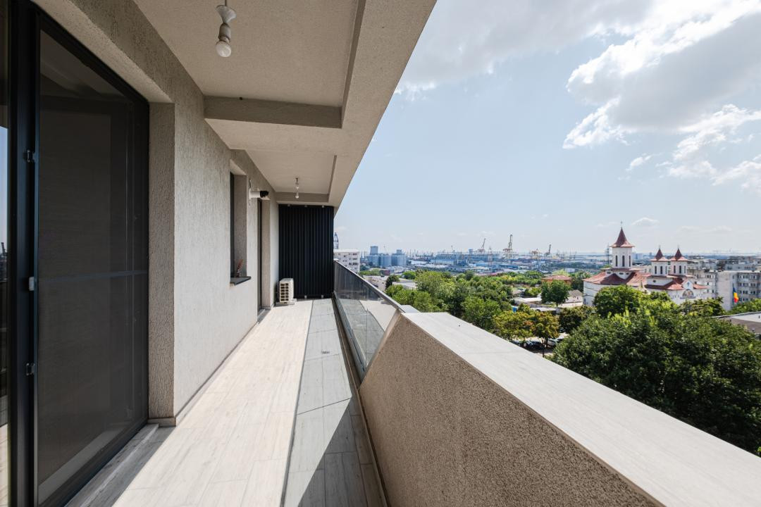 Apartament 2 camere | Bloc nou | Terasă 12,4 mp | Vedere Port și Far