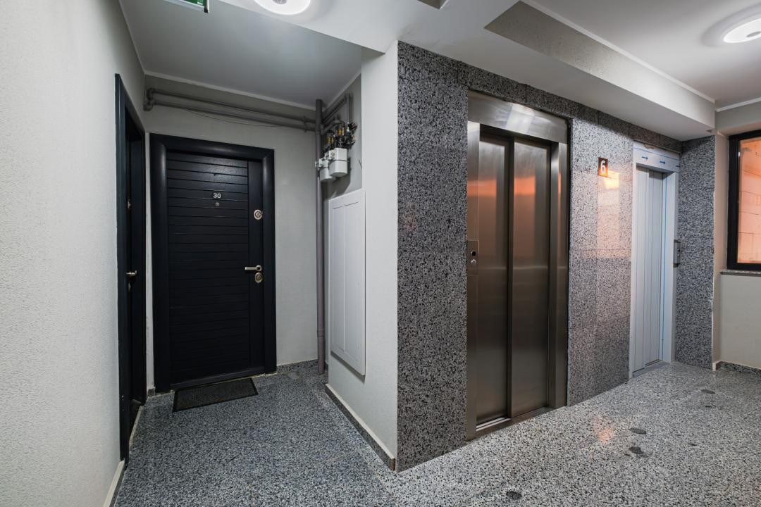 Apartament 2 camere | Bloc nou | Terasă 12,4 mp | Vedere Port și Far