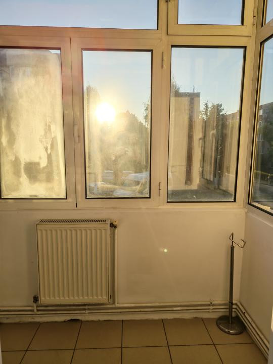 Apartament 3 camere de închiriat — zona B-dul Gării