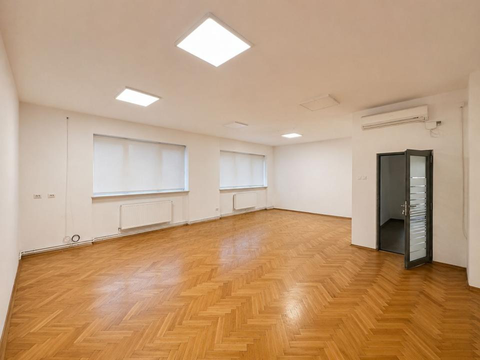 SPAȚIU BIROURI | 58,20 MP | PARTER | Zonă Centrală