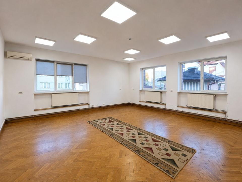 SPAȚIU BIROURI | 46 MP | GRUP SANITAR PROPRIU | PARTER | Zonă Centrală 