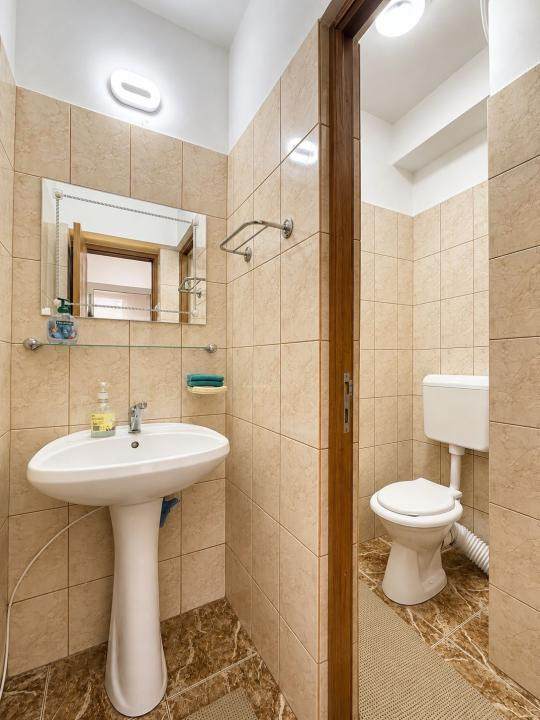 SPAȚIU BIROURI | 46 MP | GRUP SANITAR PROPRIU | PARTER | Zonă Centrală 