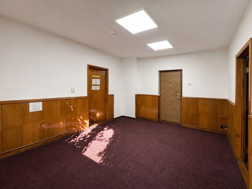 SPAȚIU BIROURI | 53 MP | 3 BIROURI | PARTER | ZONĂ CENTRALĂ