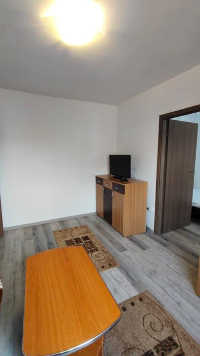 APARTAMENT DE INCHIRIAT 2 CAM.