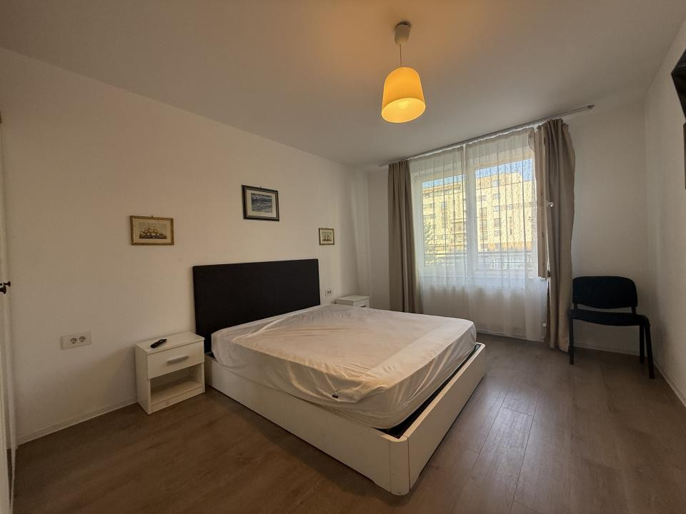   Studio Coresi Avantgarden, mobilat și utilat