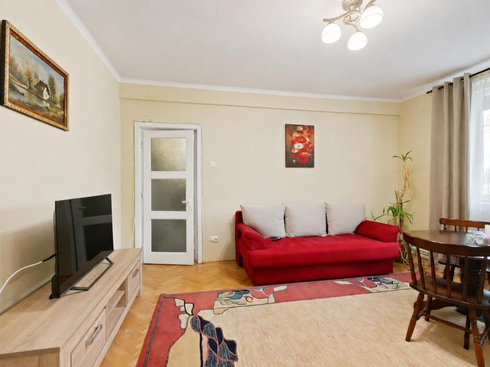 Închiriere apartament 2 camere, mobilat și utilat, Central Brasov