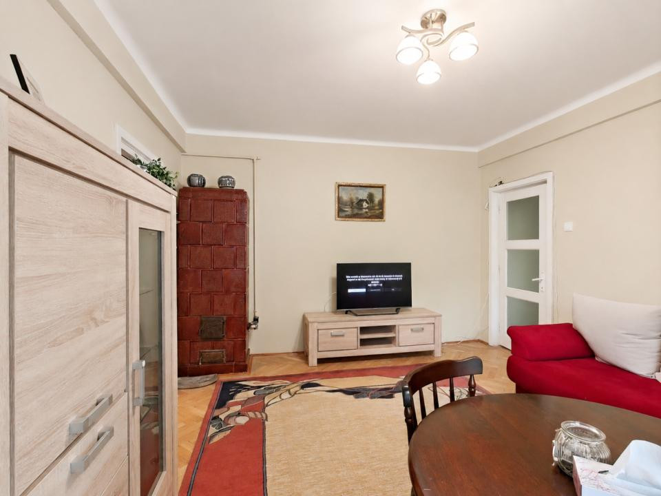 Închiriere apartament 2 camere, mobilat și utilat, Central Brasov