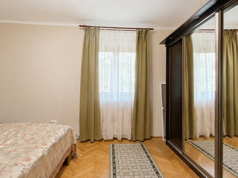 Închiriere apartament 2 camere, mobilat și utilat, Central Brasov