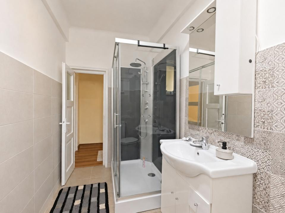 Închiriere apartament 2 camere, mobilat și utilat, Central Brasov